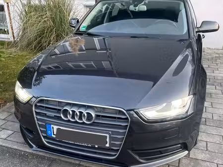 Audi A4 1.8 TFSI 170 Attraction quattro