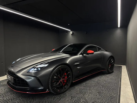 Aston Martin Vantage S V8 4.0