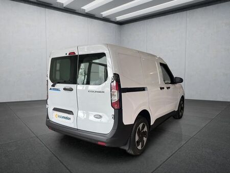 Ford Transit 136 Trend
