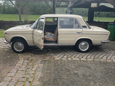 LADA 2103 lada 2103 1,5l occasion - Le Parking