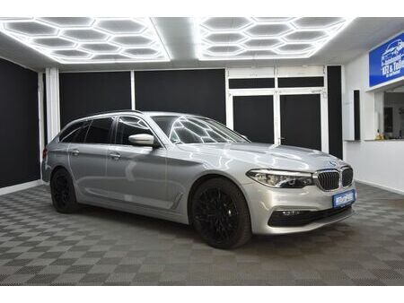 BMW Série 5 530d 3.0 265
