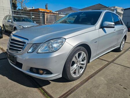 Mercedes-Benz Classe E E 200