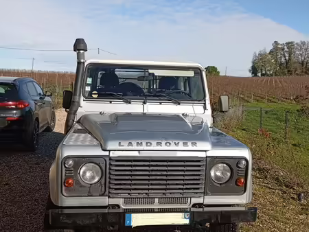 Land Rover Defender 122 Station Wagon 4x4