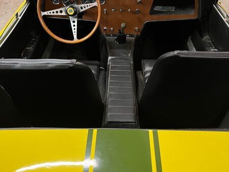 LOTUS ELAN Jaune KYOSHO 1:43 de reference 03041Y