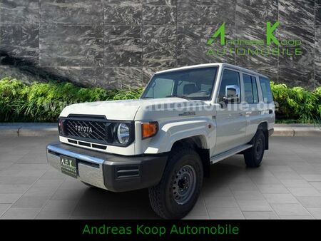 Toyota Land Cruiser V8 4.0 4x4