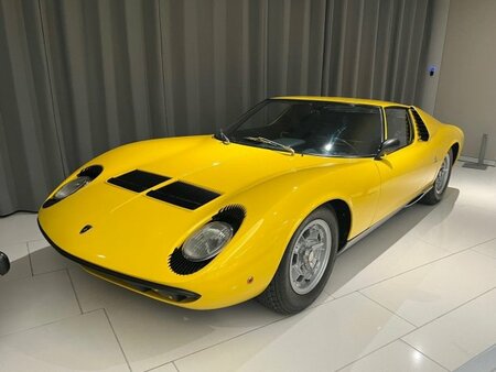 Lamborghini Miura