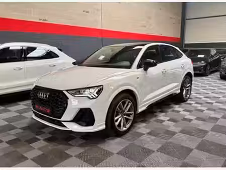 Audi Q3 35 TDI 2.0 TDI 150 S line