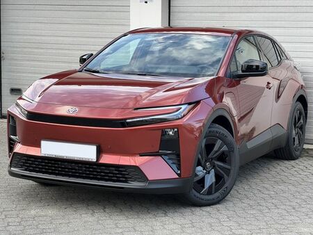 Toyota C-hr+ 224