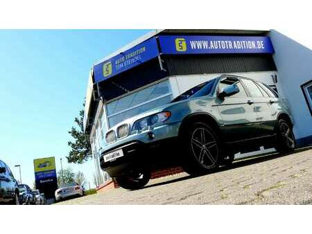 BMW X5 44i 4.4 286