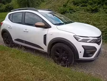 Dacia Sandero 1.0 100