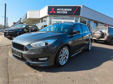 Ford Focus 1.5 182 Titanium