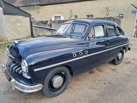 Ford Vedette Collection