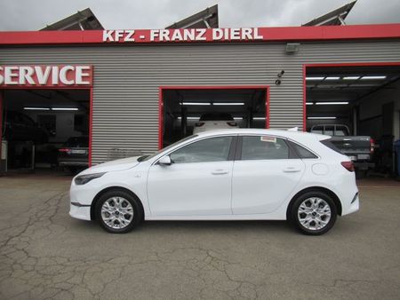 Kia Ceed 1.5 T GDi 140