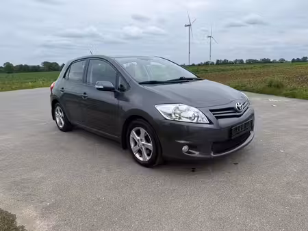 Toyota Auris 2.0 126 Executive