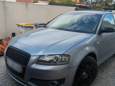Audi A3 V6 3.2 250 quattro