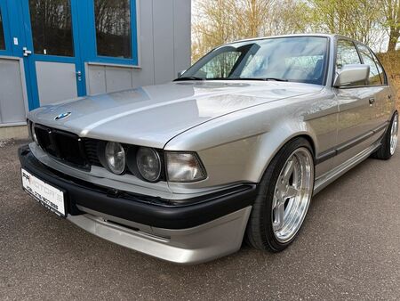 BMW Série 7 740i