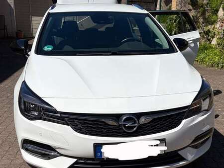 Opel Astra 1.4 145 Elegance