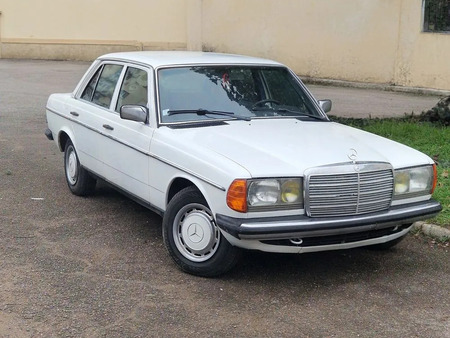 Mercedes-Benz Classe E 240 D