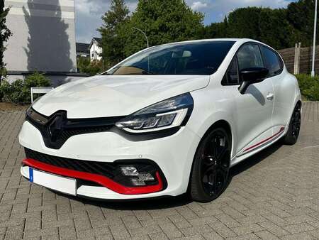 Renault Clio RS Trophy 1.6 TCe T 220