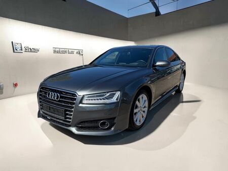 Audi A8 V6 3.0 TDI 262 quattro