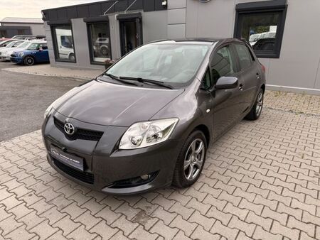 Toyota Auris 1.6 124 Sol