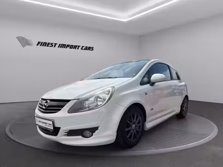 Opel Corsa 1.4 87 OPC Line