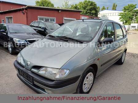 Renault Scénic 2.0 114