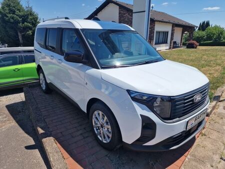Ford Tourneo Courier 1.0 126 Titanium