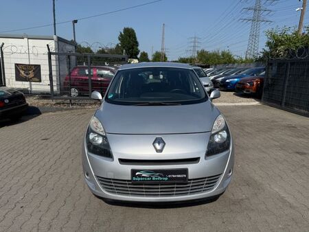 Renault Scénic 2.0 140 Luxe
