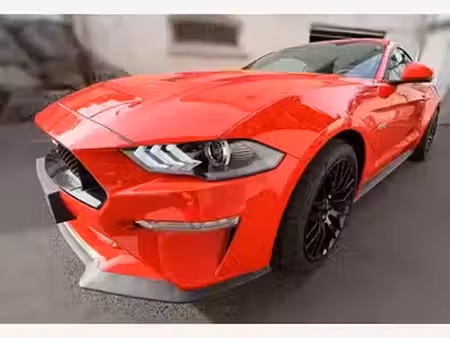 Ford Mustang Fastback V8 5.0