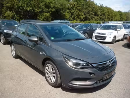 Opel Astra 1.6 CDTI 110 Edition