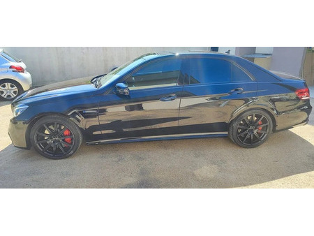 Mercedes-Benz Classe E E 63 AMG V8 5.5 557