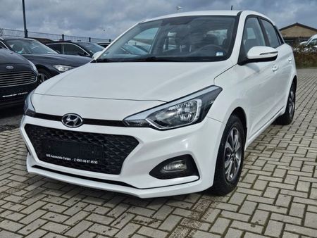 Hyundai i20 1.2 84