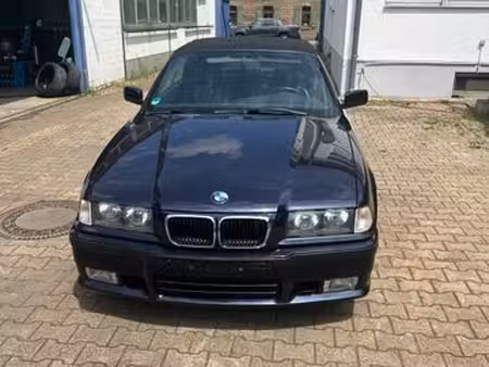 BMW Série 3 318i 1.8 143