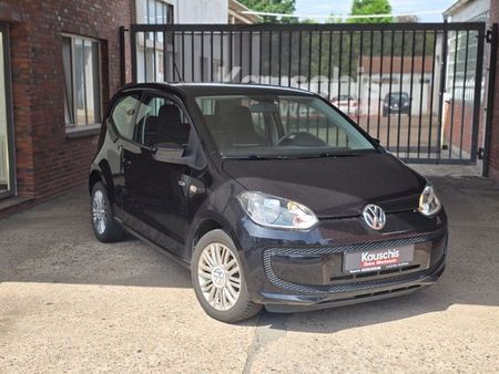 Volkswagen up! 1.0 60 up! Cup