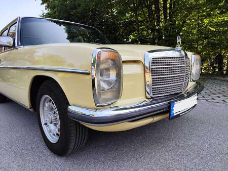 Mercedes-Benz Classe E E 230 2.3