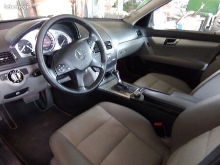 Mercedes-Benz Classe C C 320