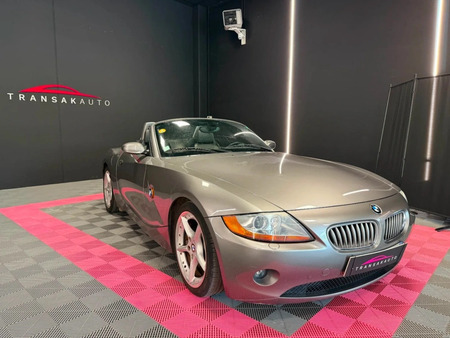 BMW Z4 30i 3.0 231