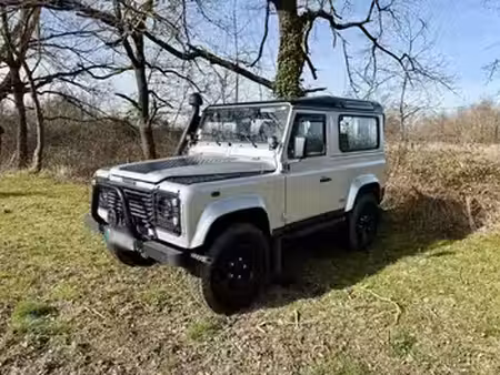 Land Rover Defender TD5 2.5 122 Station Wagon
