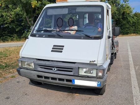 Renault Master 2.5 76