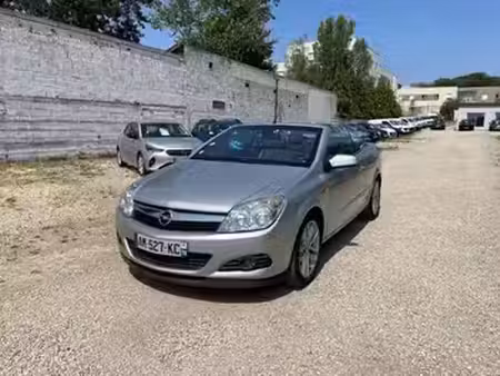 Opel Astra 1.8 140 Cosmo