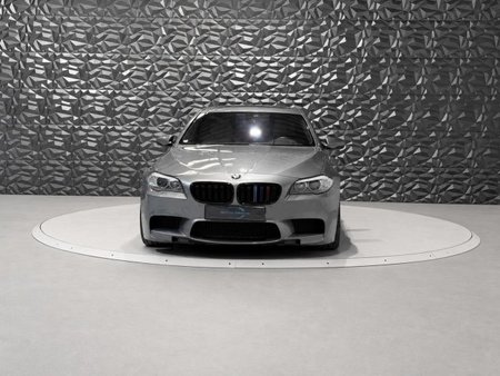 BMW Série 5 M5 V8 4.4 560 sDrive
