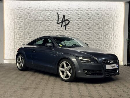 Audi TT 2.0 TFSI 200 S line