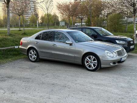 Mercedes-Benz Classe E E 220 2.1 CDI 150 Classic