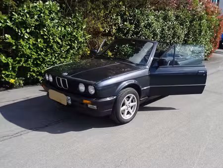 BMW Série 3 325i