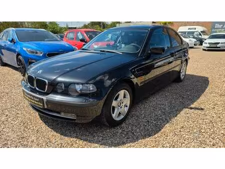 BMW Série 3 361i 1.8 115