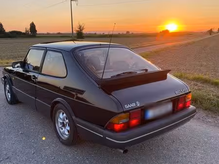 Saab 900 Coupe