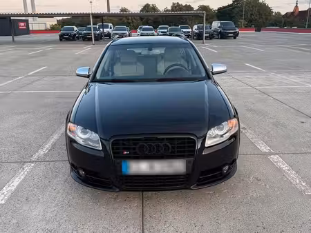 Audi A4 RS4 V8 4.2 344 quattro