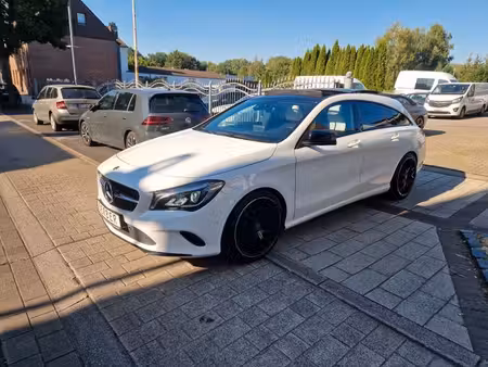 Mercedes-Benz CLA 180 1.6 122
