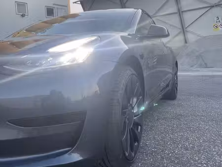 Tesla Model 3 Grande Autonomie